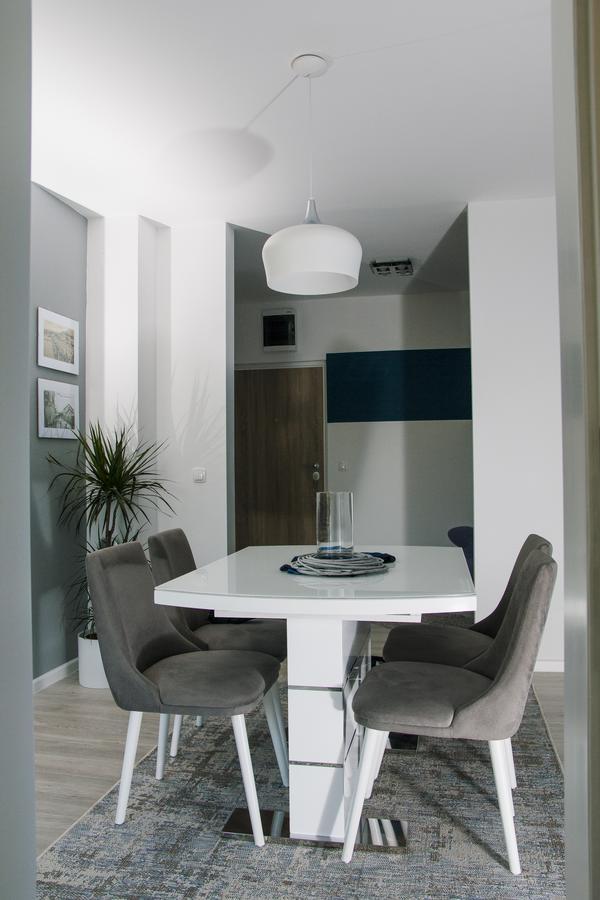 Apartment Ella ชาพลินา ภายนอก รูปภาพ