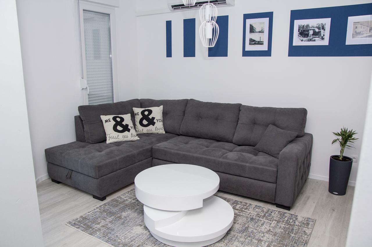 Apartment Ella ชาพลินา ภายนอก รูปภาพ